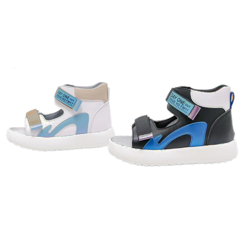 Summer orthopedic shoes for children